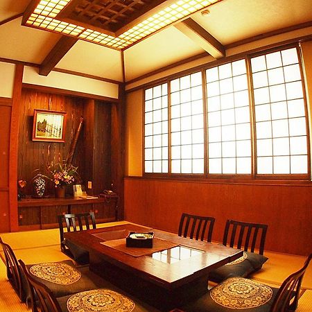 Chuo Hotel Chikuma Buitenkant foto
